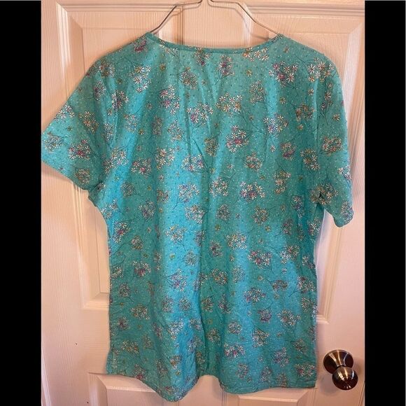 Cherokee scrub top sz M - Picture 6 of 6